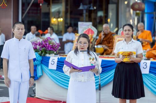 ภาพ No.237028:วันอาทิตย์ที่ 10 สิงหาคม พ.ศ. 2568 มหาสังฆทานครั้งยิ่งใหญ่ ตักบาตรพระ 10,000 รูป ถ.นิพัทธ์อุทิศ 3 ใจกลางนครหาดใหญ่ จ.สงขลา (ชุดที่ 2)
