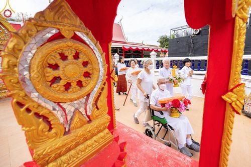 ภาพ No.98746:พิธีทอดกฐินสามัคคีทั่วไทย 5,000 วัด ณ วัดกุ่มแต้ อ.อุทัย จ.พระนครศรีอยุธยา วันอาทิตย์ที่ 26 พฤศจิกายน พ.ศ. 2566