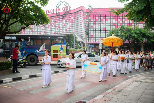 ภาพ No.178516:พิธีทอดกฐิน ณ วัดดวงแข แขวงรองเมือง เขตปทุมวัน กรุงเทพฯ ในโครงการทอดกฐินสามัคคีทั่วไทย 30,000 วัด บูชาธรรม 80 ปี หลวงพ่อธัมมชโย โดยคณะศิษยานุศิษย์วัดพระธรรมกาย วันที่ 15 พฤศจิกายน พ.ศ. 2567