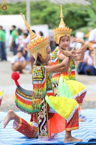 ภาพ No.94642:พิธีทอดกฐินสามัคคี สร้างกุฏิสงฆ์หลังแรก ณ ศูนย์ปฏิบัติธรรมและอบรมเยาวชนเมืองยะลา (ถนนเวฬุวัน ซอยเศรษฐี) วันที่ 15 พฤศจิกายน พ.ศ. 2566