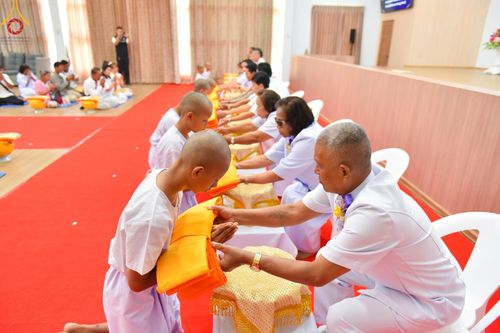 ภาพ No.133590:พิธีบรรพชาสามเณร ณ ศูนย์ปฏิบัติธรรมเขาคิชฌกูฏ จ.จันทบุรี วันที่ 4 เมษายน พ.ศ. 2567