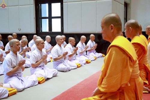 ภาพ No.229118:วันเสาร์ที่ 14 มิถุนายน พ.ศ. 2568 พิธีบรรพชา , พิธีถวายบาตร , พิธีอุปสมบท ในโครงการบรรพชาอุปสมบทหมู่ ผู้บริหารรุ่นที่ 15 และ อุดมศึกษา รุ่นที่ 52 ณ โบสถ์พระไตรปิฎก วัดพระธรรมกาย