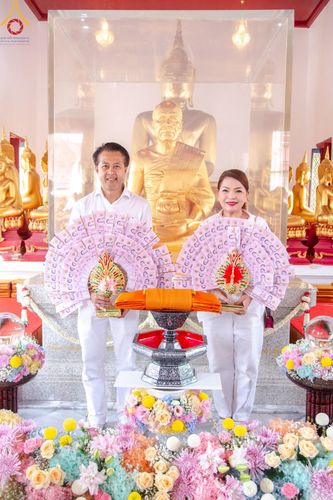 ภาพ No.162697:โครงการกฐินสามัคคีทั่วไทย 30,000 วัด บูชาธรรม 80 ปี หลวงพ่อธัมมชโย โดย คณะศิษยานุศิษย์วัดพระธรรมกาย ณ วัดโบสถ์บน จ.นนทบุรี วันที่ 19 ตุลาคม พ.ศ. 2567