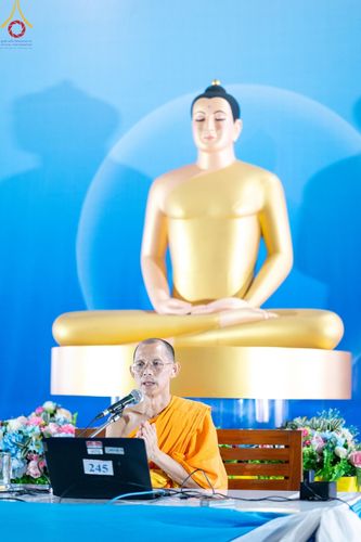 ภาพ No.133644:นาคธรรมทายาทปฏิบัติธรรมก่อนบวช ในโครงการบรรพชาสามเณร ฟื้นฟูพระพุทธศาสนาทั่วไทย ศูนย์อบรมวัดพระธรรมกาย วันที่ 3 เมษายน พ.ศ. 2567