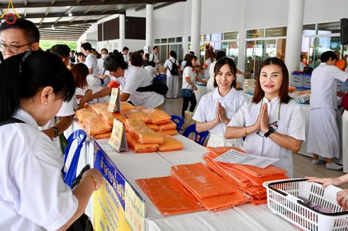 ภาพ No.148554:พิธีบุพเปตพลี, พิธีทอดผ้าป่า, พิธีไถ่ชีวิตโค 80 ตัว ให้ชีวิตสัตว์เป็นทาน ณ ศูนย์ปฎิบัติธรรมภาคใต้ อ.บางกล่ำ จ.สงขลา วันเสาร์ที่ 10 สิงหาคม พ.ศ. 2567