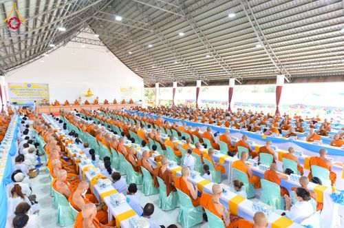 ภาพ No.175544:พิธีถวายมหาสังฆทาน 348 วัด ฉลองครบรอบ 8 ปี ธุดงค์สถานอำนาจเจริญ บูชาธรรม 80 ปี หลวงพ่อธัมมชโย วันที่ 17 พฤศจิกายน พ.ศ. 2567