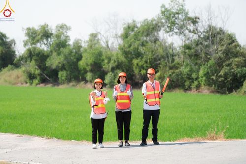 ภาพ No.111575:V.10 เก่งกล้า การเตรียมงาน เก็บงาน การรับบุญของเจ้าหน้าที่หน่วยงานต่างๆ เพื่อโครงการธรรมยาตรา กตัญญูบูชามหาปูชนียาจารย์ พระมงคลเทพมุนี (สด จนฺทสโร) พระผู้ปราบมาร อนุสรณ์สถาน 7 แห่ง ปีที่ 12 ระหว่างวันที่ 2 - 31 มกราคม พ.ศ.2567