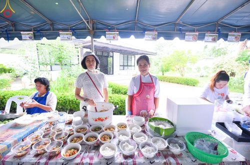 ภาพ No.162876:โครงการกฐินสามัคคีทั่วไทย 30,000 วัด บูชาธรรม 80 ปี หลวงพ่อธัมมชโย โดย คณะศิษยานุศิษย์วัดพระธรรมกาย ณ ศูนย์ปฎิบัติธรรมจันทบุรี วันที่ 18 ตุลาคม พ.ศ. 2567