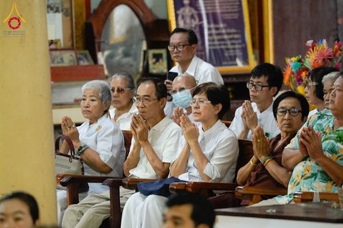 ภาพ No.178751:พิธีทอดกฐิน ณ วัดทับกระดาน จ.สุพรรณบุรี ในโครงการกฐินสามัคคีทั่วไทย 30,000 วัด บูชาธรรม 80 ปี หลวงพ่อธัมมชโย โดยคณะศิษยานุศิษย์วัดพระธรรมกาย วันที่ 15 พฤศจิกายน พ.ศ. 2567