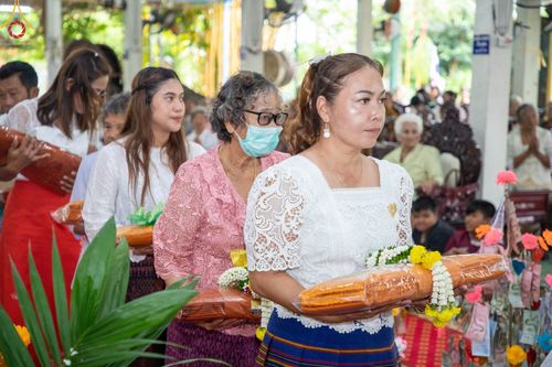 ภาพ No.98286:พิธีทอดกฐินสามัคคีทั่วไทย 5,000 วัด ณ วัดสวนสมบูรณ์  จ.ชุมพร วันเสาร์ที่ 25 พฤศจิกายน พ.ศ. 2566