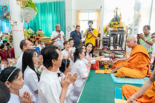 ภาพ No.163932:โครงการกฐินสามัคคีทั่วไทย 30,000 วัด บูชาธรรม 80 ปี หลวงพ่อธัมมชโย โดย คณะศิษยานุศิษย์วัดพระธรรมกาย ณ วัดหนองคล้า อ. ศรีราชา จ.ชลบุรี วันที่ 20 ตุลาคม พ.ศ. 2567