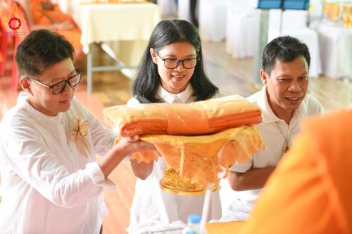 ภาพ No.58480:พิธีทอดผ้าป่ากองทุนการศึกษา ณ ศูนย์ปฏิบัติธรรมวิหารแดง ต.เจริญธรรม อ.วิหารแดง จ.สระบุรี วันที่ 21 เมษายน พ.ศ.2567