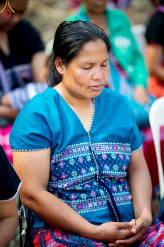 ภาพ No.139312:Photo Story  มหัศจรรย์วัดดงดินแดง Episode 7 พระภิกษุ-สามเณร ในโครงการบรรพชาอุปสมบทหมู่  กว่า 500 รูป ศีลจาริณีและสาธุชนกว่า 500 คน ร่วมพิธีบูชาข้าวพระ วัดดงดินแดง ต.ม่อนจอง อ.อมก๋อย จ.เชียงใหม่ วันอาทิตย์ที่ 7 เมษายน พ.ศ.2567