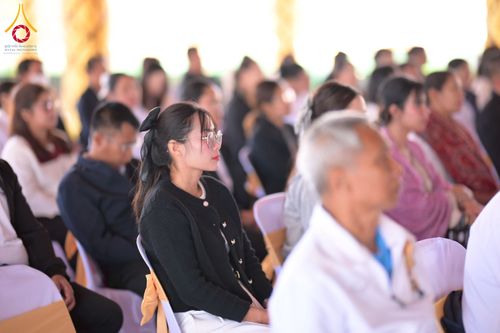 ภาพ No.274831:วันที่ 28 พฤศจิกายน พ.ศ. 2568 รวมพลังเด็กดี V-Star ผู้นำฟื้นฟูศีลธรรมโลก ประจำปี 2568 จังหวัดอุบลราชธานี ณ วัดป่าอุบลแก้ว อ.วารินชำราบ จ.อุบลราชธานี