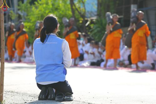 ภาพ No.203987:V.52 สารพัดV สารพัดดี ที่วัดสองพี่น้อง ในโครงการธรรมยาตรา กตัญญูบูชา มหาปูชนียาจารย์ พระมงคลเทพมุนี(สด จนฺทสโร) พระผู้ปราบมาร อนุสรณ์สถาน 7 แห่ง ปีที่ 13 ระหว่างวันที่ 2-31 มกราคม พ.ศ. 2568