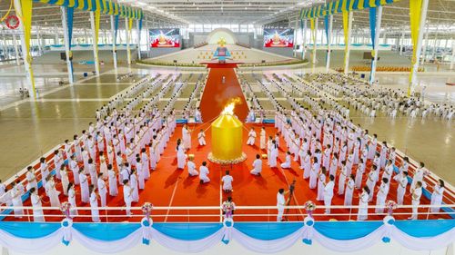 ภาพ No.91294:พิธีปฏิบัติธรรม และพิธีจุดเทียนใจ ไฟนิรันดร์ อนันตชัย วันอาทิตย์ที่ 22 ตุลาคม พ.ศ. 2566 ณ สภาธรรมกายสากล วัดพระธรรมกาย