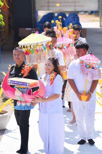 ภาพ No.104634:ทอดผ้าป่าสามัคคี เพื่อสมทบทุนสร้างหอฉัน ๑๑๓ ปี คุณยายอาจารย์มหารัตนอุบาสิกาจันทร์ขนนกยูง ครั้งที่ ๗ ในวันอาทิตย์ ที่ ๒๘ เมษายน พ.ศ. ๒๕๖๗ ณ ศูนย์การศึกษาจอมบึง ต.รางบัว อ.จอมบึง จ.ราชบุรี