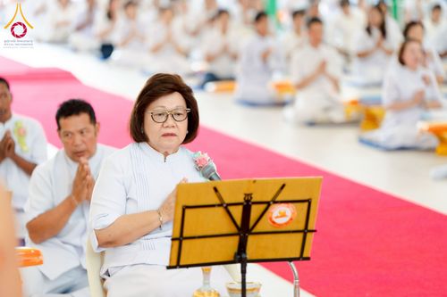 ภาพ No.223708:วันอาทิตย์ที่ 11 พฤษภาคม พ.ศ. 2568 พิธีอุปสมบทสามเณรเปรียญธรรมอุปสมบทอุทิศชีวิต 9 รูป อุบาสก 1 ท่าน ณ อุโบสถพระไตรปิฏกวัดพระธรรมกาย