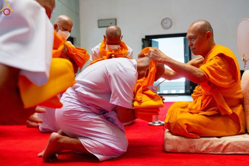 ภาพ No.84177:พิธีขอบรรพชา , พิธีขอสรณคมน์และศีล ,  พิธีรับบาตร , พิธีอุปสมบท ในโครงการบรรพชาอุปสมบทหมู่ธรรมทายาทรุ่นเข้าพรรษา และโครงการบรรพชาสามเณรโรงเรียนนานาชาติ รุ่นที่ 12 ณ โบสถ์พระไตรปิฎก วัดพระธรรมกาย วันที่ 22 กรกฎาคม พ.ศ. 2566