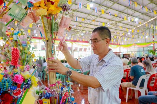 ภาพ No.163294:โครงการกฐินสามัคคีทั่วไทย 30,000 วัด บูชาธรรม 80 ปี หลวงพ่อธัมมชโย โดย คณะศิษยานุศิษย์วัดพระธรรมกาย ณ วัดโสภณาราม อ.ลำลูกกา จ.ปทุมธานี วันที่ 19 ตุลาคม พ.ศ. 2567