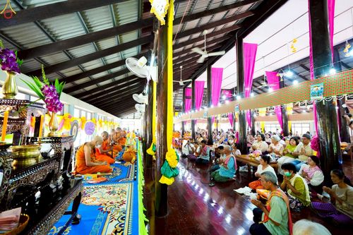 ภาพ No.259160:วันที่ 19 ตุลาคม พ.ศ. 2568 พิธีทอดกฐินสามัคคีทั่วไทย 30,000 วัด โดยคณะศิษยานุศิษย์ บูชาธรรม 81 ปี หลวงพ่อธัมมชโย ณ วัดบางบัวงาม ตำบลบ้านม่วง อำเภอบ้านโป่ง จังหวัดราชบุรี