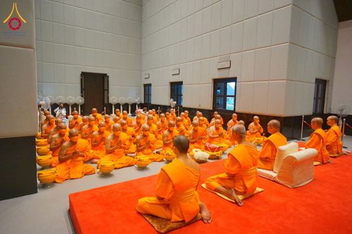 ภาพ No.62081:พิธีอุปสมบทในโครงการอุปสมบทหมู่ บูชาธรรมหลวงพ่อธัมมชโย พ.ศ.2567 ณ อุโบสถ วัดพระธรรมกาย จ.ปทุมธานี วันที่ 13-15 เมษายน พ.ศ. 2567