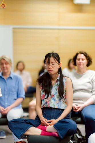 ภาพ No.229324:วันที่ 15 มิถุนายน พ.ศ. 2568 Meditation wisdom talks 2025 โดย พระอาจารย์ไมเคิล วีรธมฺโม และ พระอาจารย์นิค สนฺตจิตฺโต โดยมีผู้เข้าร่วมโครงการ เป็นชาวสวีเดนและชาวยุโรป จำนวน 30 ท่าน  ณ โรงแรม Radissonblu waterfront กรุงสตอกโฮล์ม ประเทศสวีเดน