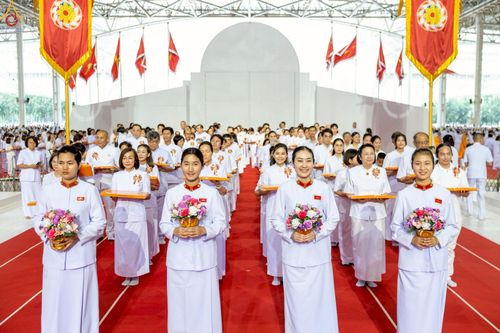 ภาพ No.243895:วันอาทิตย์ที่ 7 กันยายน พ.ศ. 2568 พิธีทอดผ้าป่าสมทบกฐินวัดพระธรรมกาย และสมทบกฐิน 30,000 วัดทั่วไทย ครั้งที่ 2 ณ ห้องแก้วสารพัดนึก 1 วัดพระธรรมกาย