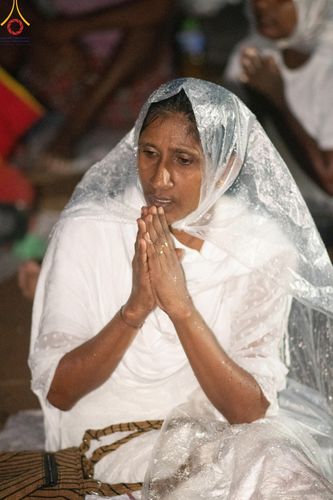 ภาพ No.141016:PhotoStory มหาศรัทธา ธรรมยาตราศรีลังกา EP.6 พิธีจุดวิสาขประทีป 6 วัด ถวายเป็น พุทธบูชา  โครงการสยาม-ลังกา ธรรมยาตรา  ฉลองเทศกาลวิสาขบูชาแห่งชาติ ศรีลังกา  บูชาธรรม 80 ปี หลวงพ่อธัมมชโย วันที่ 16 พฤษภาคม พ.ศ. 2567