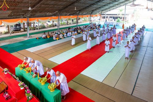 ภาพ No.101305:พิธีบรรพชาธรรมทายาท ในโครงการอุปสมบทบูชาธรรม มหาปูชนียาจารย์ พ.ศ. 2566 ณ วัดท่าสุวรรณ จ.ราชบุรี วันที่ 6 ธันวาคม พ.ศ. 2566