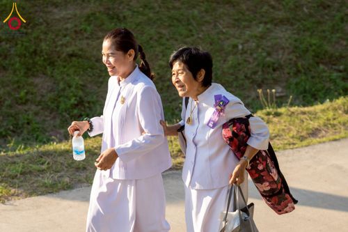 ภาพ No.275054:วันอาทิตย์ที่ 30 พฤศจิกายน พ.ศ. 2568 พิธีตอกเสาเข็ม "สร้างองค์พระเจดีย์เพื่อสร้างสันติภาพโลก" ต้นสุดท้าย ณ ศูนย์ปฏิบัติธรรมระยอง (บ้านช่องลม)