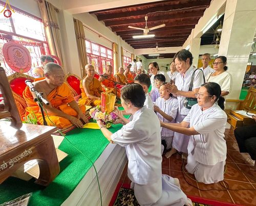 ภาพ No.170679:พิธีทอดกฐิน ณ วัดหนองพันเรือ ตำบลไผ่ขวาง อำเภอบ้านหมอ จ.สระบุรี ในโครงการกฐินสามัคคีทั่วไทย 30,000 วัด บูชาธรรม 80 ปี หลวงพ่อธัมมชโย โดยคณะศิษยานุศิษย์วัดพระธรรมกาย วันที่ 27 ตุลาคม พ.ศ. 2567