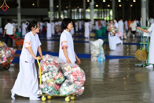 ภาพ No.150550:V.44 เพื่อพ่อ ภาพเตรียมงาน ปฎิบัติงาน ของเจ้าหน้าที่ อาสาสมัคร ทุกสถานะ เพื่อความสำเร็จ ในงานวันธรรมชัย วันอังคารที่ 27 สิงหาคม พ.ศ. 2567