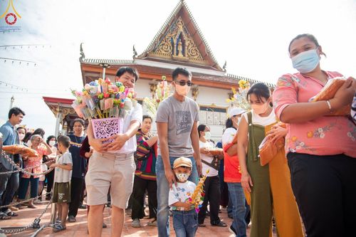 ภาพ No.98877:พิธีทอดกฐินสามัคคีทั่วไทย 5,000 วัด ณ วัดเมตารางค์ อ.สามโคก จ.ปทุมธานี วันที่ 26 พฤศจิกายน พ.ศ. 2566