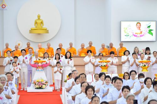 ภาพ No.230044:วันพฤหัสบดีที่ 26 มิถุนายน พ.ศ. 2568 พิธีทอดผ้าป่าฉลองอาคารชุดศูนย์ปฏิบัติธรรมน้ำใสใจสว่าง น้อมบูชาธรรมอายุวัฒนะมงคล 81 ปี หลวงพ่อธัมมชโย ณ ศูนย์ปฏิบัติธรรมน้ำใสใจสว่าง เขตบางกอกน้อย กรุงเทพมหานคร