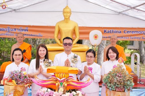 ภาพ No.99535:งานบุญพิธีทอดกฐินสามัคคี มหากาลทาน วัดพระธรรมกายซิดนีย์ เพื่อขยายอาคารปฏิบัติธรรม คุณยายอาจารย์มหารัตนอุบาสิกาจันทร์ ขนนกยูง วันที่ 12 พฤศจิกายน พ.ศ. 2566