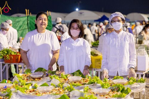 ภาพ No.117376:พิธีถวายภัตตาหารเป็นสังฆทาน แด่คณะพระธรรมยาตรา วันที่ 23 มกราคม พ.ศ. 2567 ณ อนุสรณ์สถานบางปลา อ.บางเลน จ.นครปฐม