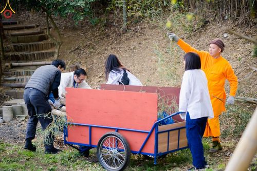 ภาพ No.61657:วัดป่าธรรมกายนานาชาติโทชิหงิ จัดปฏิบัติธรรมสุดสัปดาห์ ระหว่างวันที่ 12-14 เมษายน พ.ศ. 2567 (รุ่นเทศกาลสงกรานต์)