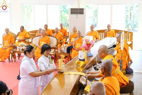 ภาพ No.95414:พิธีทอดกฐินสามัคคีทั่วไทย 5,000 วัด ณ ธรรมอุทยานบ้านแป้ง จ.สิงห์บุรี (ปฐมกฐิน) วันที่ 18 พฤศจิกายน พ.ศ. 2566