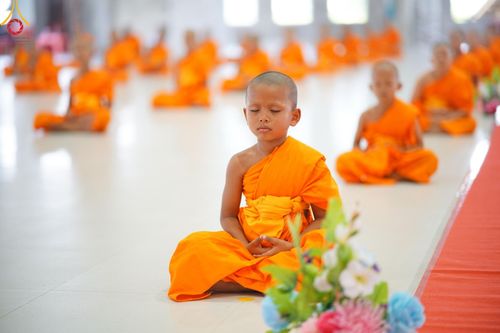 ภาพ No.63221:พิธีบรรพชาสามเณร ฟื้นฟูพระพุทธศาสนาทั่วไทย ณ ศูนย์ปฏิบัติธรรมสมุทรปราการ ต.คลองด่าน อ.บางบ่อ จ.สมุทรปราการ วันที่ 6 และ 9 เมษายน พ.ศ. 2567