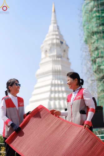 ภาพ No.208050:V.55 สารพัดV สารพัดดี ที่วัดพระธรรมกาย ในโครงการธรรมยาตรา กตัญญูบูชา มหาปูชนียาจารย์ พระมงคลเทพมุนี (สด จนฺทสโร) พระผู้ปราบมาร อนุสรณ์สถาน 7 แห่ง ปีที่ 13 ระหว่างวันที่ 2-31 มกราคม พ.ศ. 2568