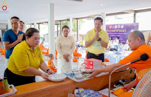 ภาพ No.218152:วันอาทิตย์ที่ 6 เมษายน พ.ศ. 2568 ว่าที่ร้อยตรี ตระกูล โทธรรม ผู้ว่าราชการจังหวัดนราธิวาส เหล่ากาชาดจังหวัดนราธิวาส และเจ้าหน้าที่ข้าราชการทุกภาคส่วน ร่วมถวายภัตตาหารแด่คณะสงฆ์และสามเณรภาคฤดูร้อน ณ ที่พักสงฆ์บ้านร่มเย็น ศูนย์อบรมเยาวชนเมืองนราธิวาส