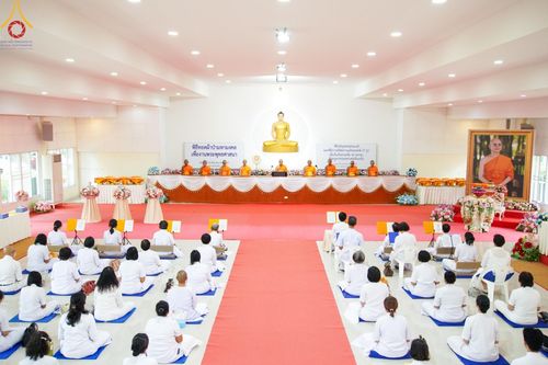 ภาพ No.149550:พิธีทอดผ้าป่ามหามงคล เพื่องานพระพุทธศาสนา , พิธีเจริญพระพุทธมนต์ และพิธีถวายสังฆทานแด่คณะสงฆ์ เนื่องในวันธรรมชัย 56 พรรษา น้อมบูชาธรรมหลวงพ่อธัมมชโย ณ ธรรมอุทยานบ้านแป้ง จ.สิงห์บุรี วันเสาร์ที่ 24 สิงหาคม พ.ศ. 2567