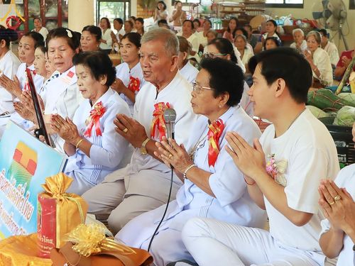 ภาพ No.169040:พิธีทอดกฐิน ณ วัดสว่างโพนตาล จ.อุดรธานี ในโครงการกฐินสามัคคีทั่วไทย 30,000 วัด บูชาธรรม 80 ปี หลวงพ่อธัมมชโย โดยคณะศิษยานุศิษย์วัดพระธรรมกาย วันที่ 24 ตุลาคม พ.ศ. 2567