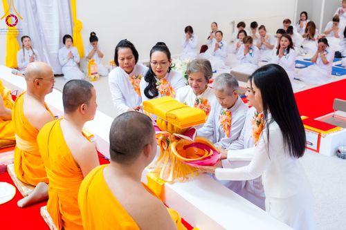 ภาพ No.96485:พิธีทอดกฐินวัดพระธรรมกายสตอกโฮล์ม ประเทศสวีเดน วันอาทิตย์ที่ 19 พฤศจิกายน พ.ศ. 2566  ณ วัดพระธรรมกายสตอกโฮล์ม ประเทศสวีเดน