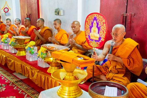 ภาพ No.165869:พิธีทอดกฐิน ณ วัดม่วงโตน ตำบลเหล่ายาว อำเภอบ้านโฮ่ง จังหวัดลำพูน ในโครงการกฐินสามัคคีทั่วไทย 30,000 วัด บูชาธรรม 80 ปี หลวงพ่อธัมมชโย โดยคณะศิษยานุศิษย์วัดพระธรรมกาย วันที่ 20 ตุลาคม พ.ศ. 2567