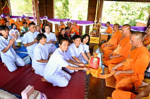 ภาพ No.176691:พิธีทอดกฐิน สำนักสงฆ์เคาะทีโคะ อ.ท่าสองยาง จ.ตาก ในโครงการกฐินสามัคคีทั่วไทย 30,000 วัด บูชาธรรม 80 ปี หลวงพ่อธัมมชโย โดยคณะศิษยานุศิษย์วัดพระธรรมกาย วันที่ 10 พฤศจิกายน พ.ศ. 2567