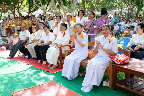 ภาพ No.142396:พิธีทอดผ้าป่า เพื่อสมทบทุนสร้างมหาวิหาร วันเสาร์ ที่ 22 มิถุนายน พ.ศ. 2567 ณ ศูนย์ปฏิบัติธรรมแก้วภูเรือ อ.ภูเรือ จ.เลย