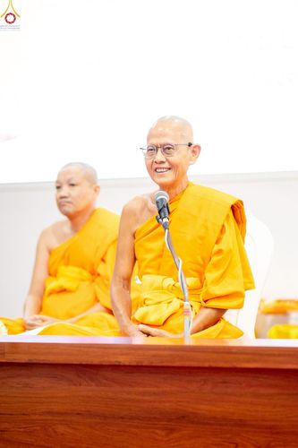 ภาพ No.261024:วันอังคารที่ 14 ตุลาคม พ.ศ. 2568 พิธีทอดกฐินสามัคคี "สร้างองค์พระเจดีย์เพื่อสร้างสันติภาพโลก" ขนาดหน้าตัก 10 เมตร ณ ศูนย์ปฏิบัติธรรมระยอง(บ้านช่องลม) ตำบลบางบุตร อำเภอบ้านค่าย จังหวัดระยอง