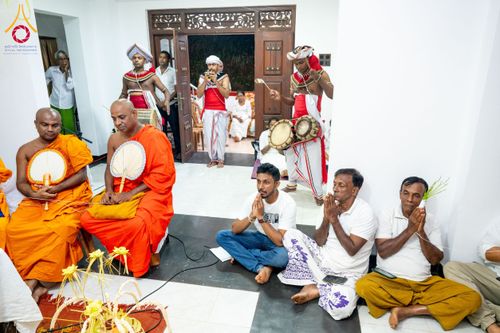 ภาพ No.175753:พิธีทอดผ้าป่าสมทบกฐิน ณ วัดอนุรุทธะอารนา เมืองมาตะเล ศรีลังกา โดยมูลนิธิธรรมกาย ในนามหลวงพ่อธัมมชโย วันที่ 7 พฤศจิกายน พ.ศ. 2567